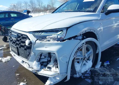 2022 Audi Q5 Prestige 55 Tfsi E S Line Quattro S Tronic z USA, uszkodzony, nr VIN WA1F2AFY3N2087793